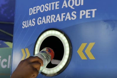 Setor de reciclagem recebe selos para rastrear plástico 