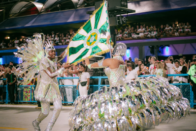 Mocidade fará concurso para escolher terceiro casal de mestre-sala e porta-bandeira
