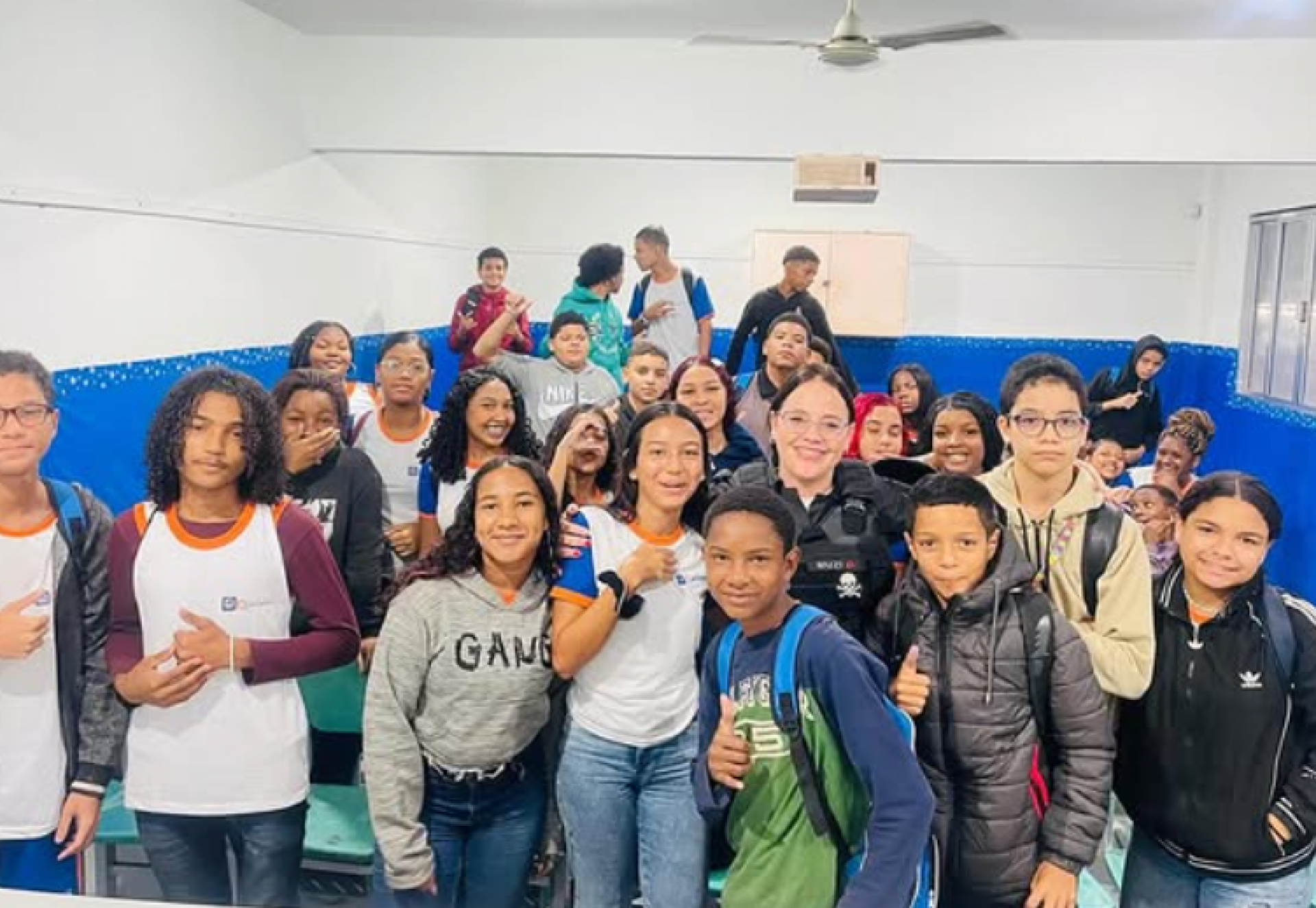 A iniciativa refor&ccedil;a a import&acirc;ncia da preven&ccedil;&atilde;o, do di&aacute;logo e da den&uacute;ncia como instrumentos essenciais na prote&ccedil;&atilde;o da inf&acirc;ncia e adolesc&ecirc;ncia - Divulga&ccedil;&atilde;o / 24&ordm; BPM