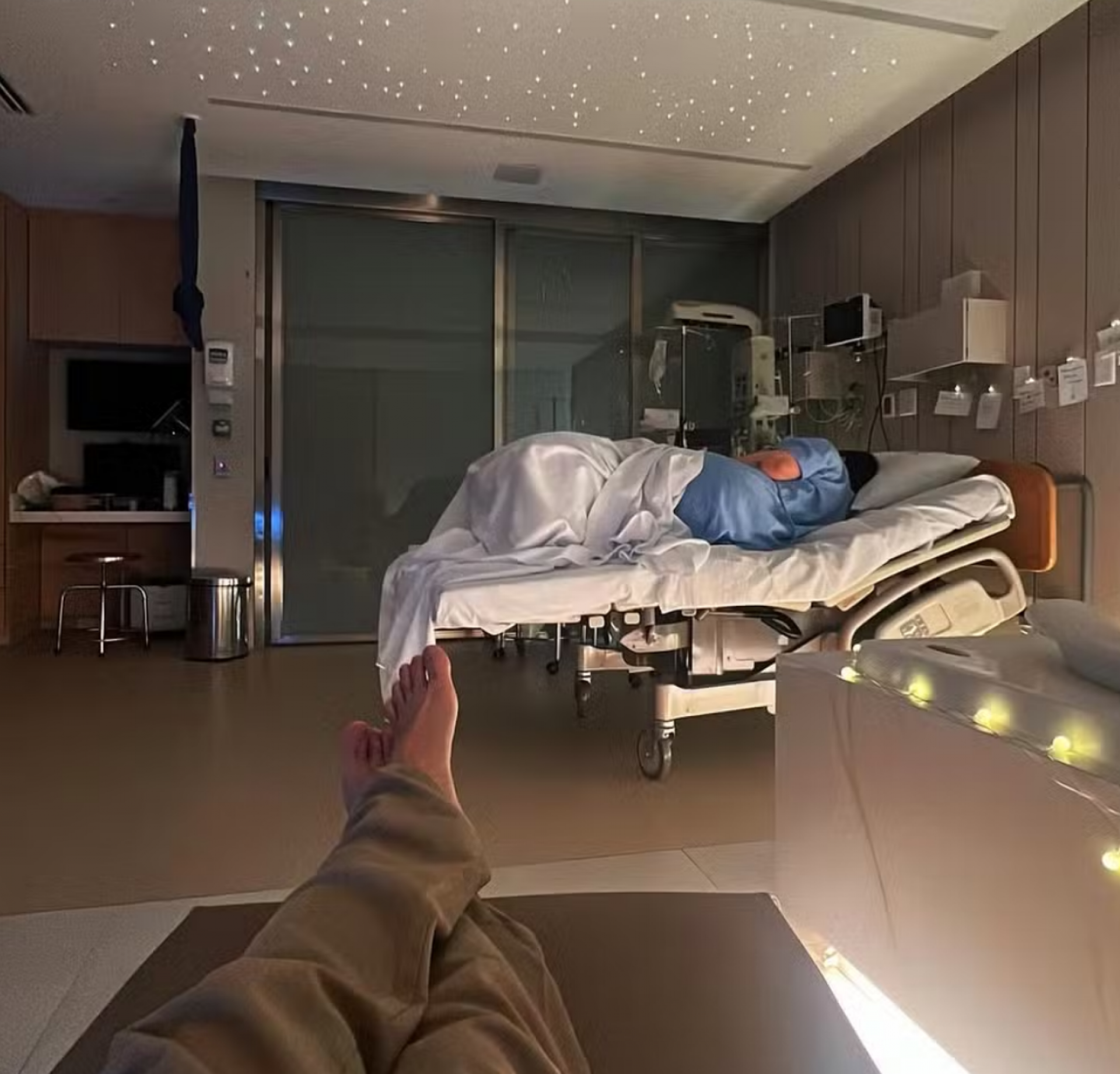 Yudi Tamashiro mostra esposa indo dar à luz o primeiro filho, Davi Yudi - reprodução Instagram