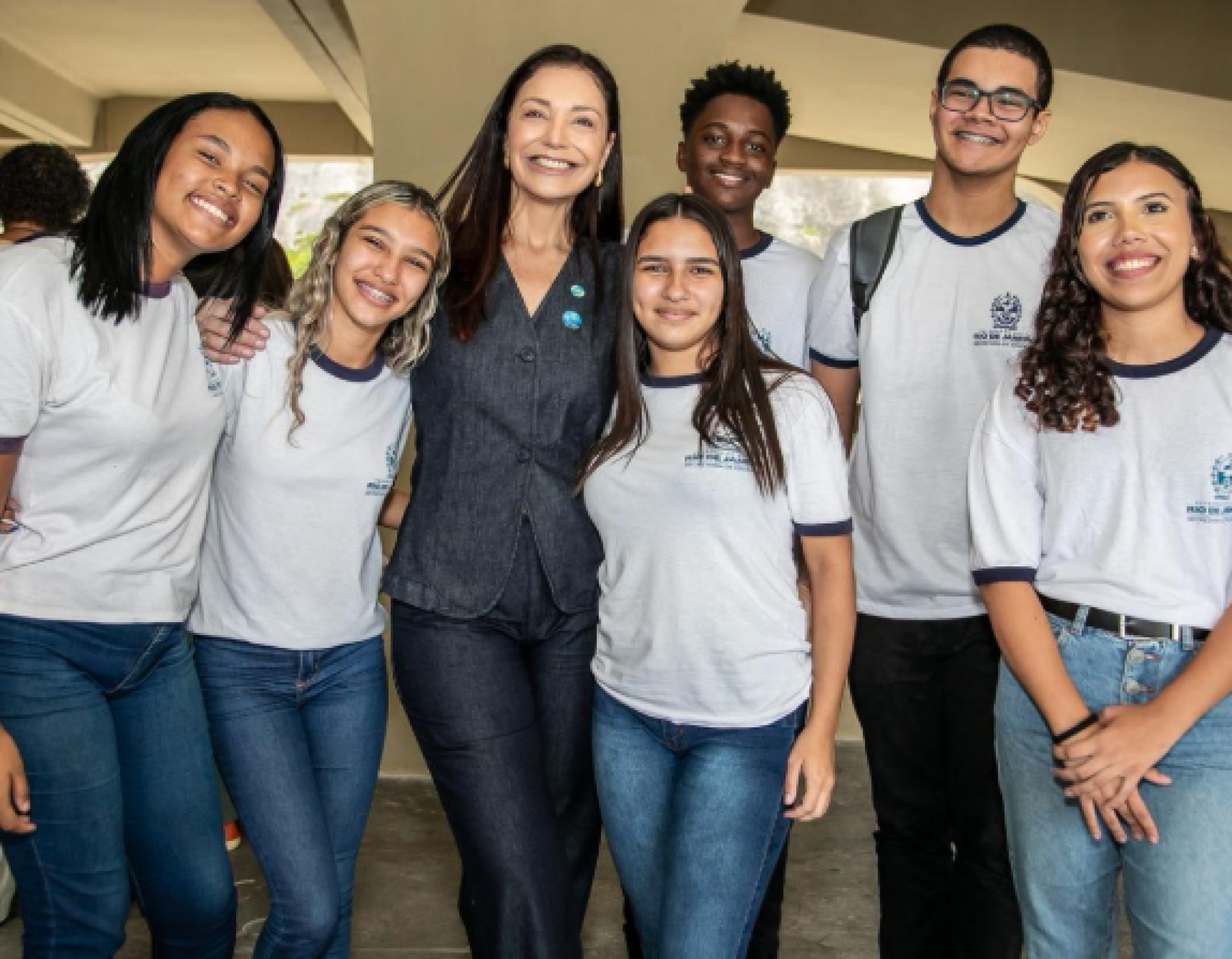 A secret&aacute;ria de Educa&ccedil;&atilde;o, Roberta Barreto, destacou a import&acirc;ncia da entrega de um espa&ccedil;o renovado e revitalizado para a comunidade escolar e local das duas unidades - Sandra Barros / SEEDUC-RJ