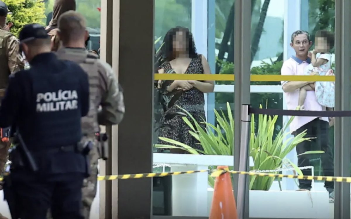 Testemunhas afirmam que o homem teria acionado \'uma bombinha\', parecida com as de festas juninas