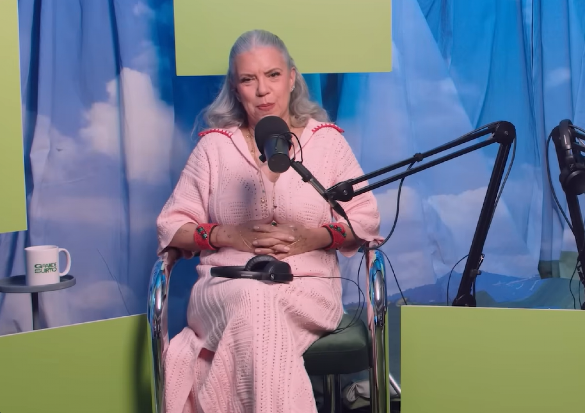 Astrid Fontenelle  - Reprodução Youtube