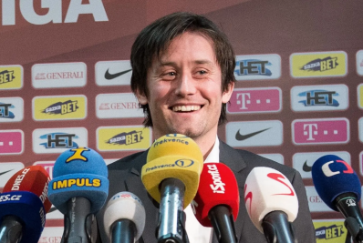 Lenda do Arsenal é hospitalizada devido a complicações cardíacas