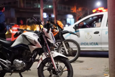 Operação Scape Legal autua motos com escapamento irregular em Búzios