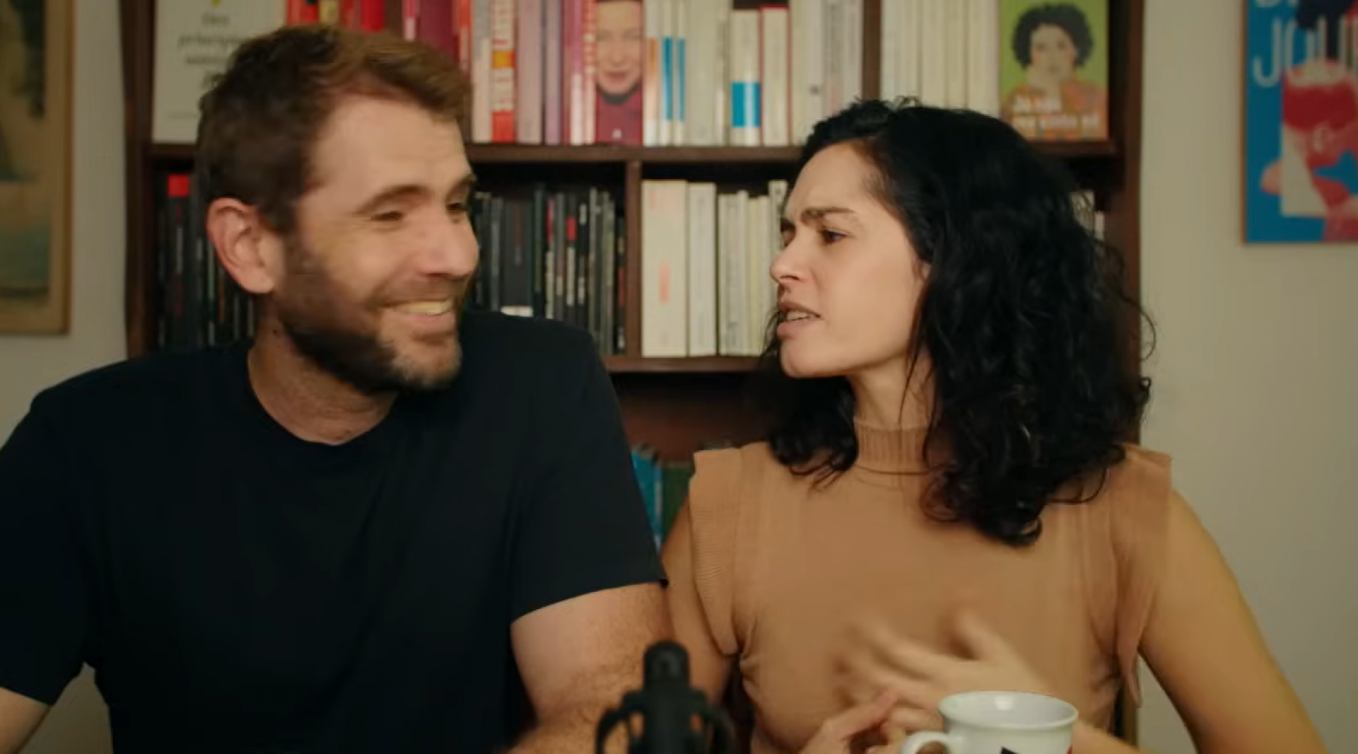 Maria Flor e Emanuel Aragão - reprodução Youtube