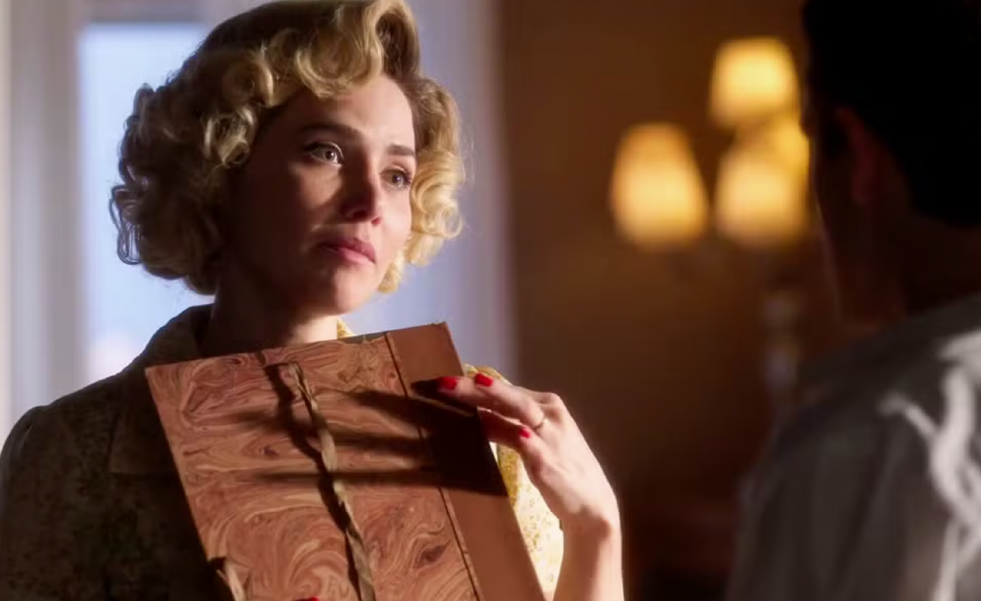 Zélia revela dossiê e desafia Orlando  - Globo