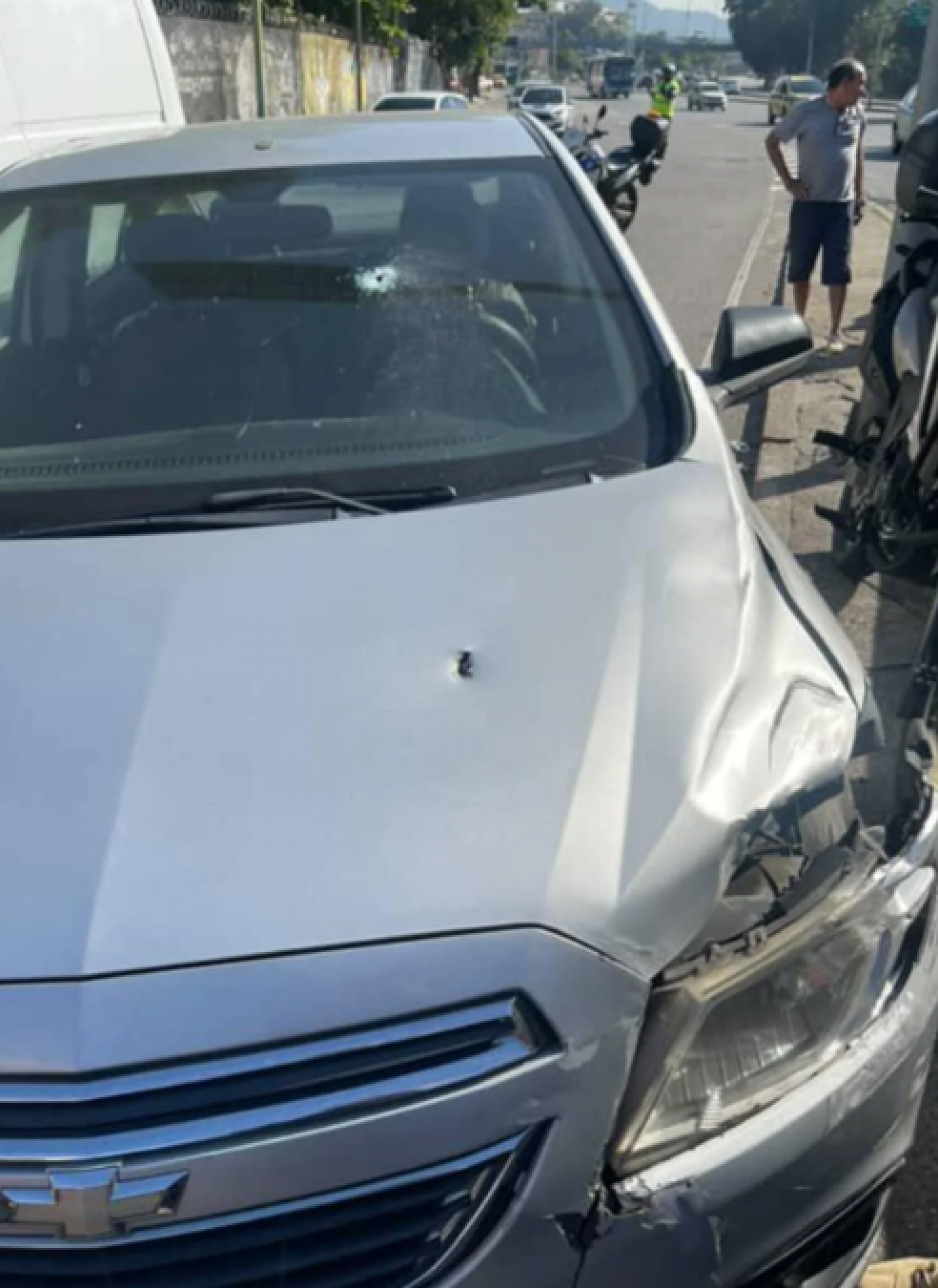 Um motorista de aplicativo tentou evitar um assalto e acabou baleado - Reprodução / Redes Sociais