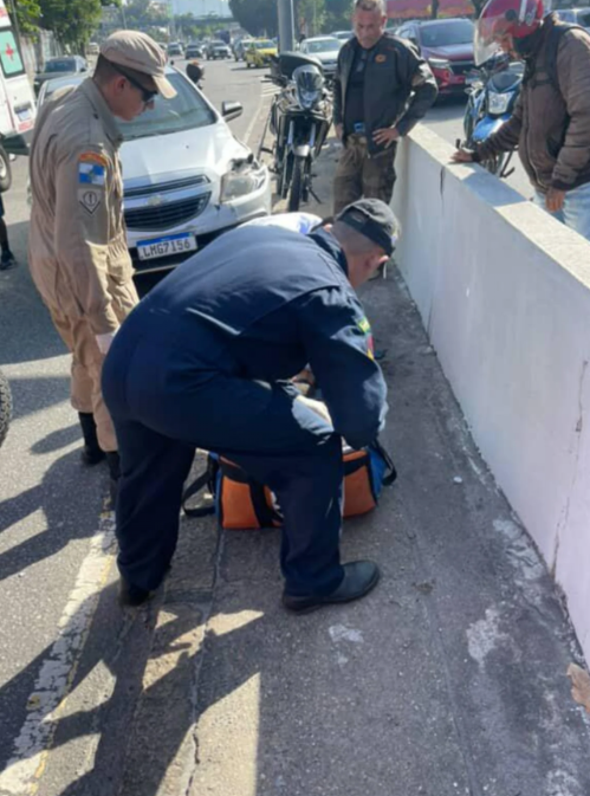 Um motorista de aplicativo tentou evitar um assalto e acabou baleado - Reprodução / Redes Sociais