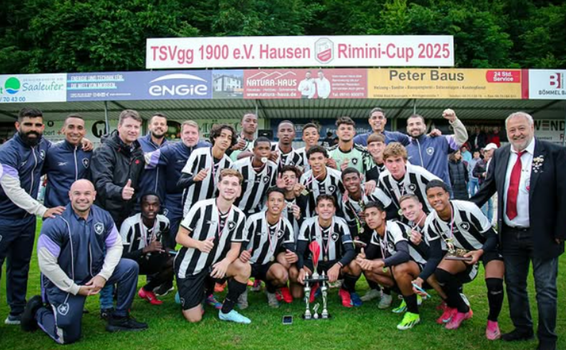 Goleiro do Botafogo Sub-15, Bruninho Samudio foi campeão do torneio Rimini Cup,na Alemanha - Henrique Lima / BFR