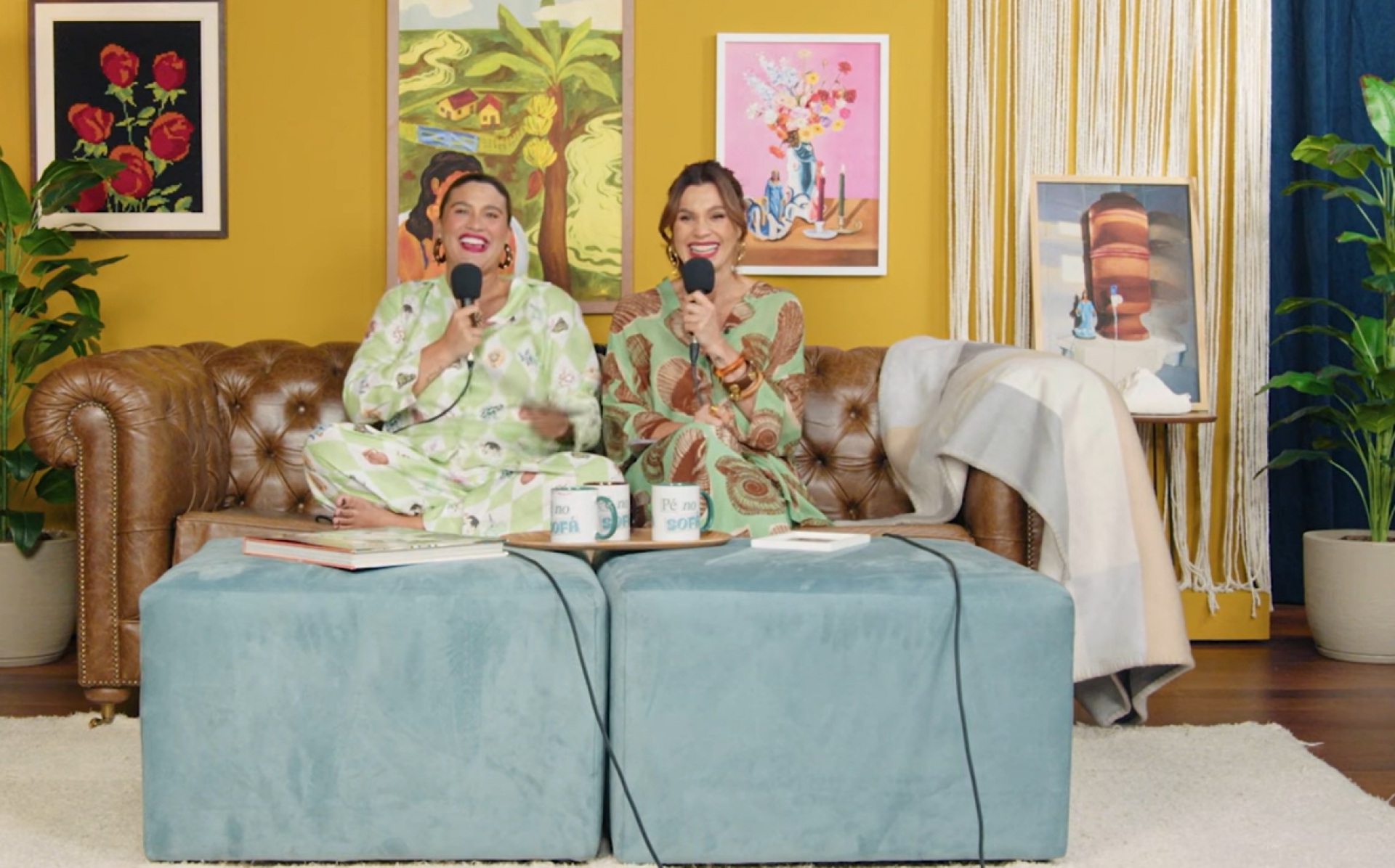 Giulia Costa e Flávia Alessandra - reprodução Youtube