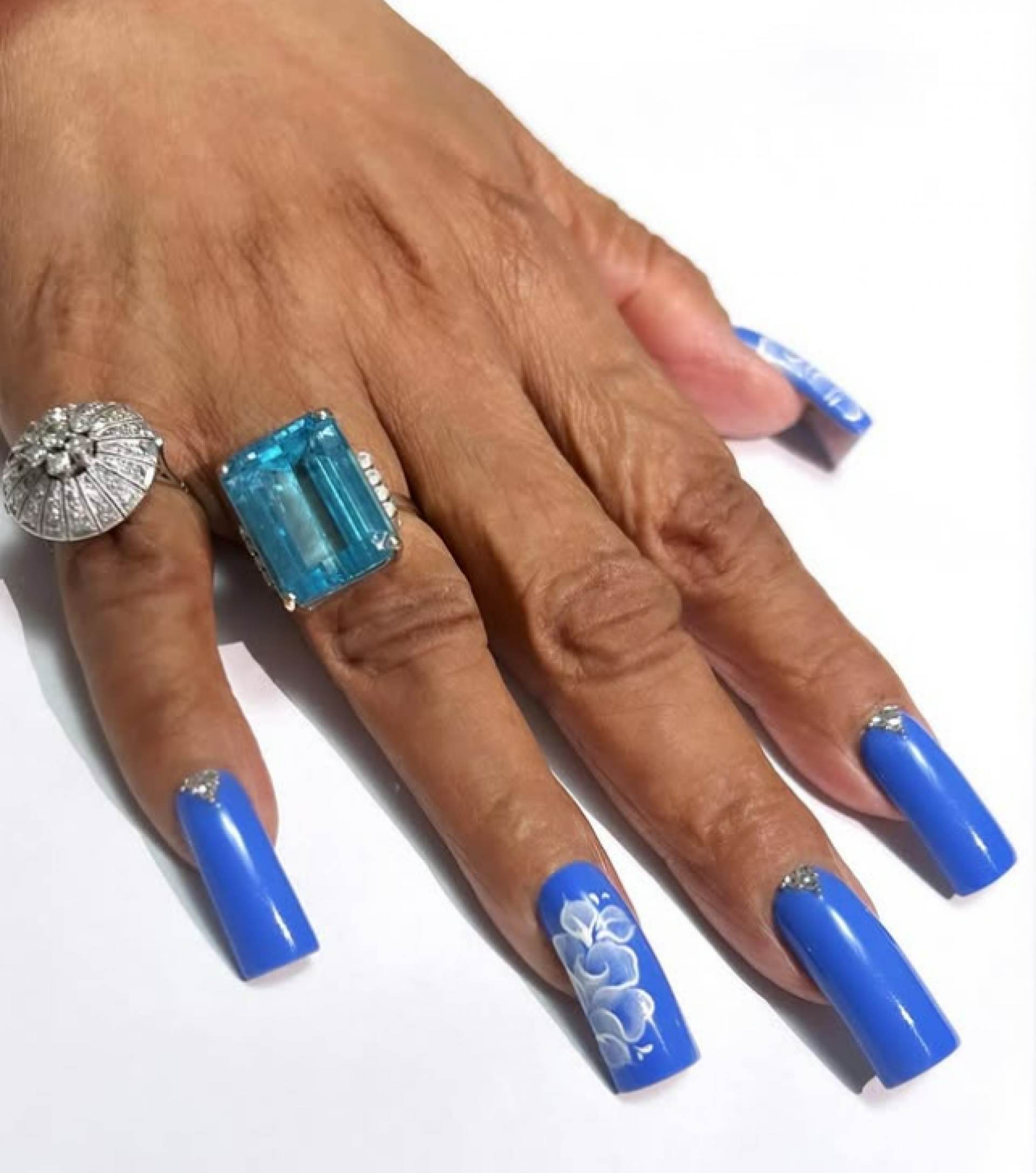 Unhas de Alcione chamam atenção - Reprodução do Instagram