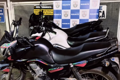 PM prende dois suspeitos e apreende três motocicletas com placas adulteradas em Belford Roxo