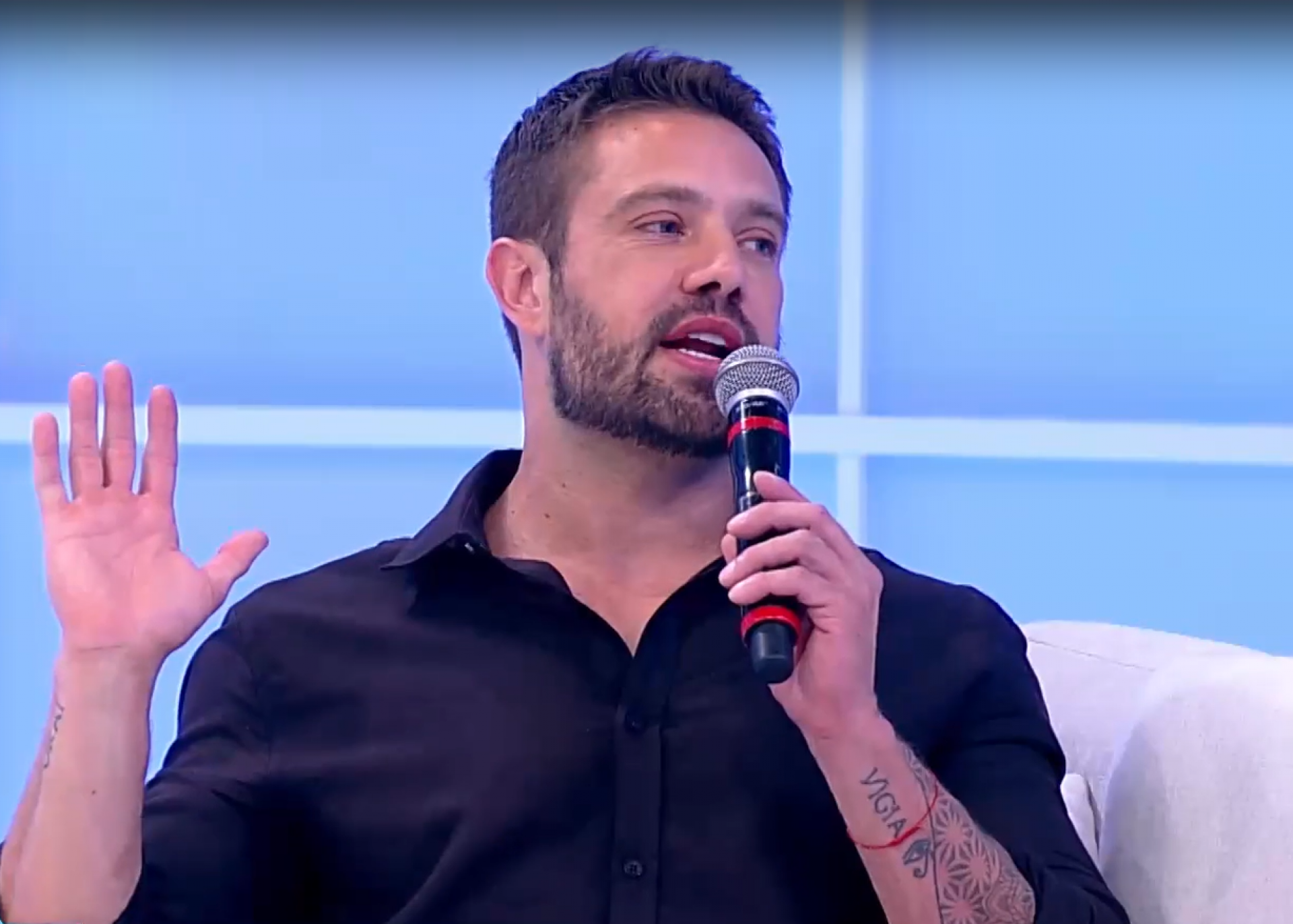 Rafael Cardoso durante o 'Sensacional' - Reprodução de vídeo