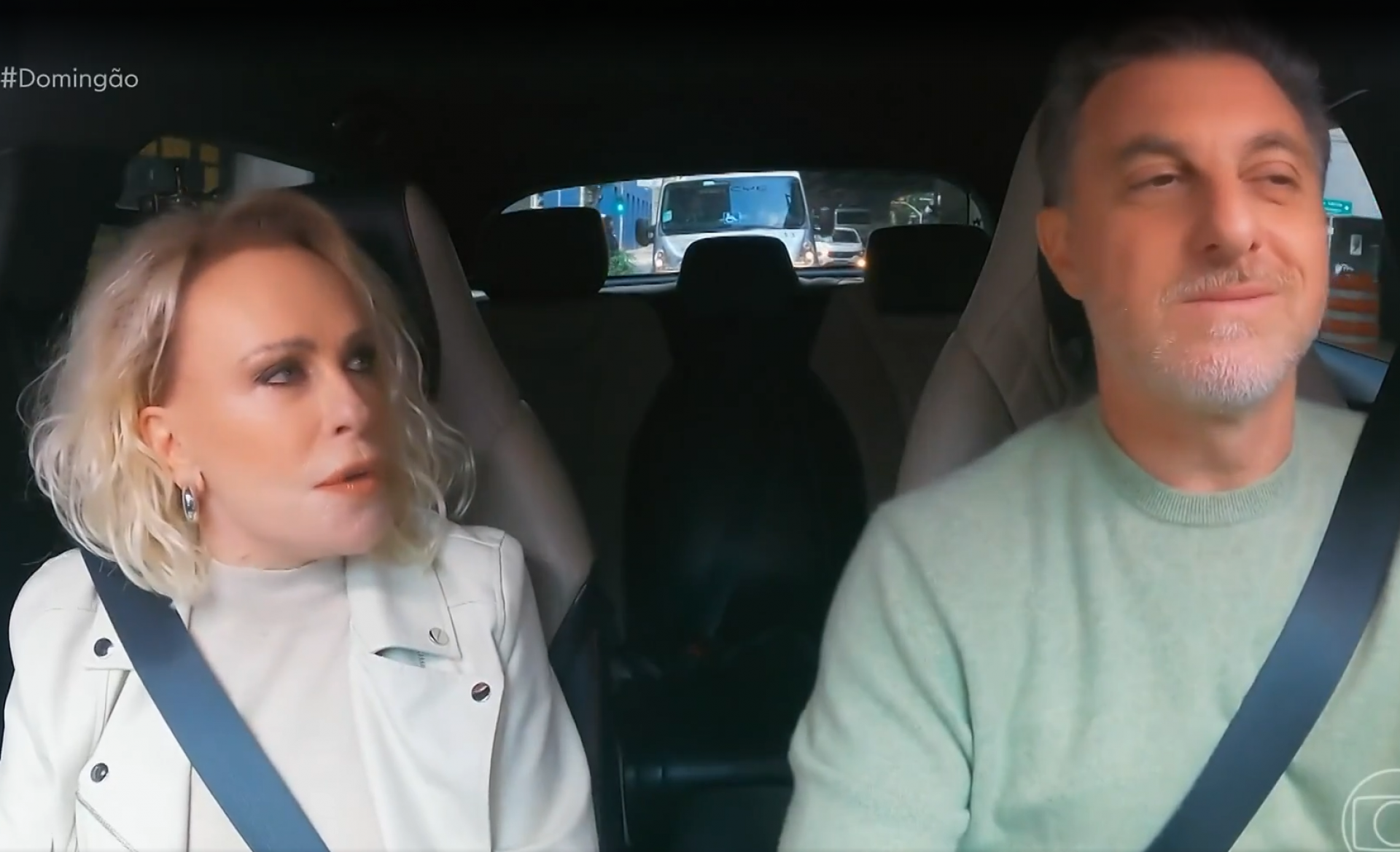 Ana Maria Braga e Luciano Huck - Reprodução de vídeo