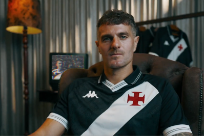 Vasco apresenta nova camisa preta; confira detalhes