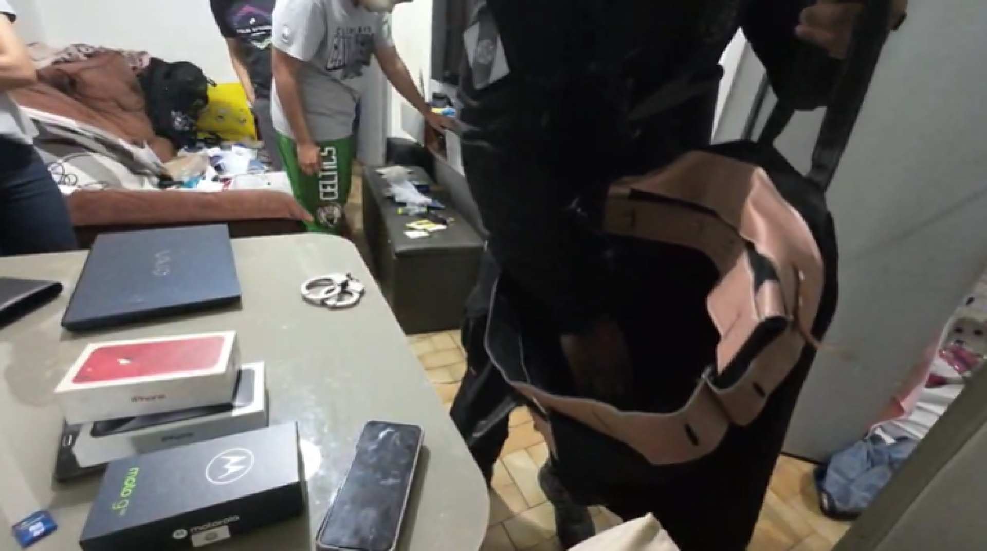 Celulares apreendidos durante Dia D da Operação Rastreio - Reprodução