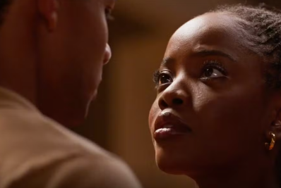 'Dona de Mim': Samuel pede Leo em namoro na frente da família