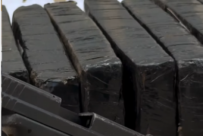 Ação policial em Búzios gera prejuízo de R$ 300 mil ao tráfico de drogas