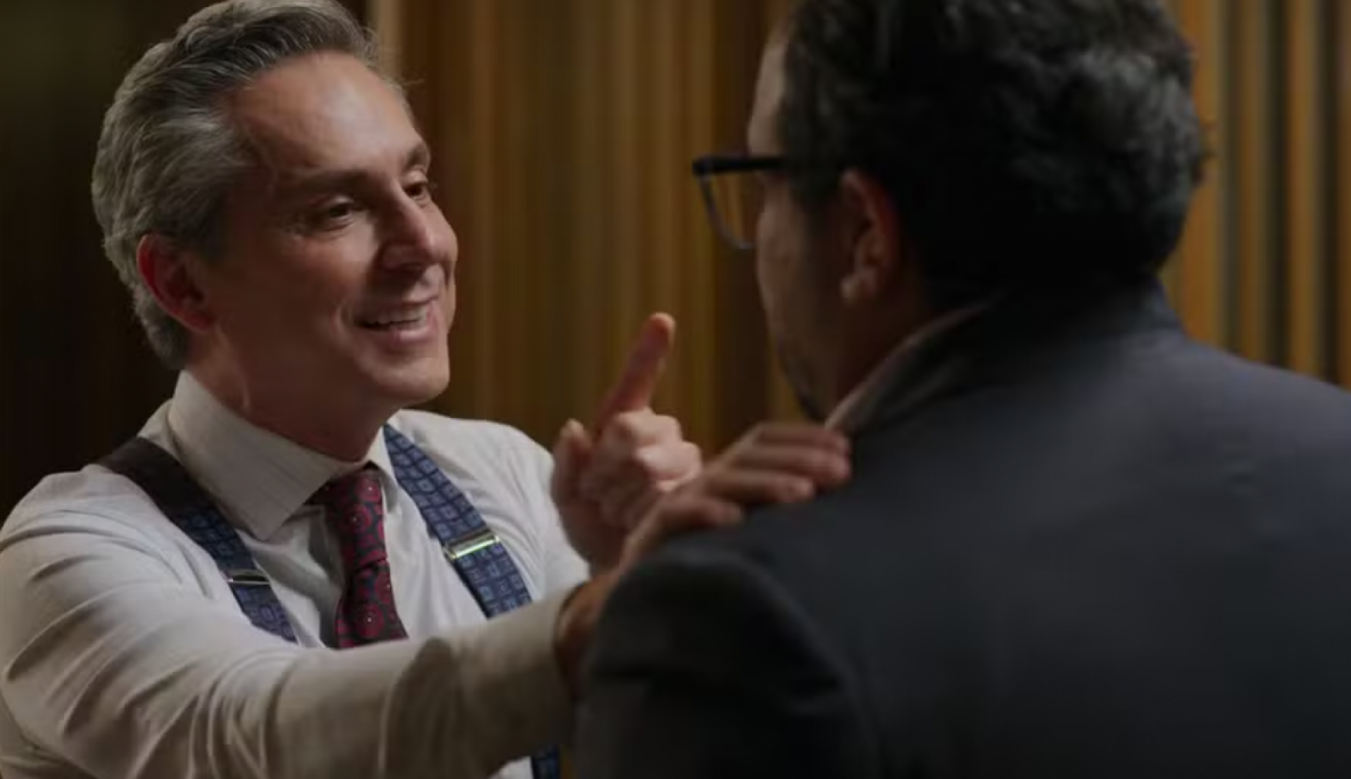 Vale Tudo: Marco Aurélio humilha Freitas - Globo