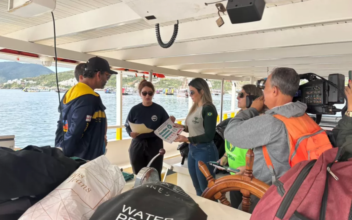 ICMBio realiza ação com embarcações