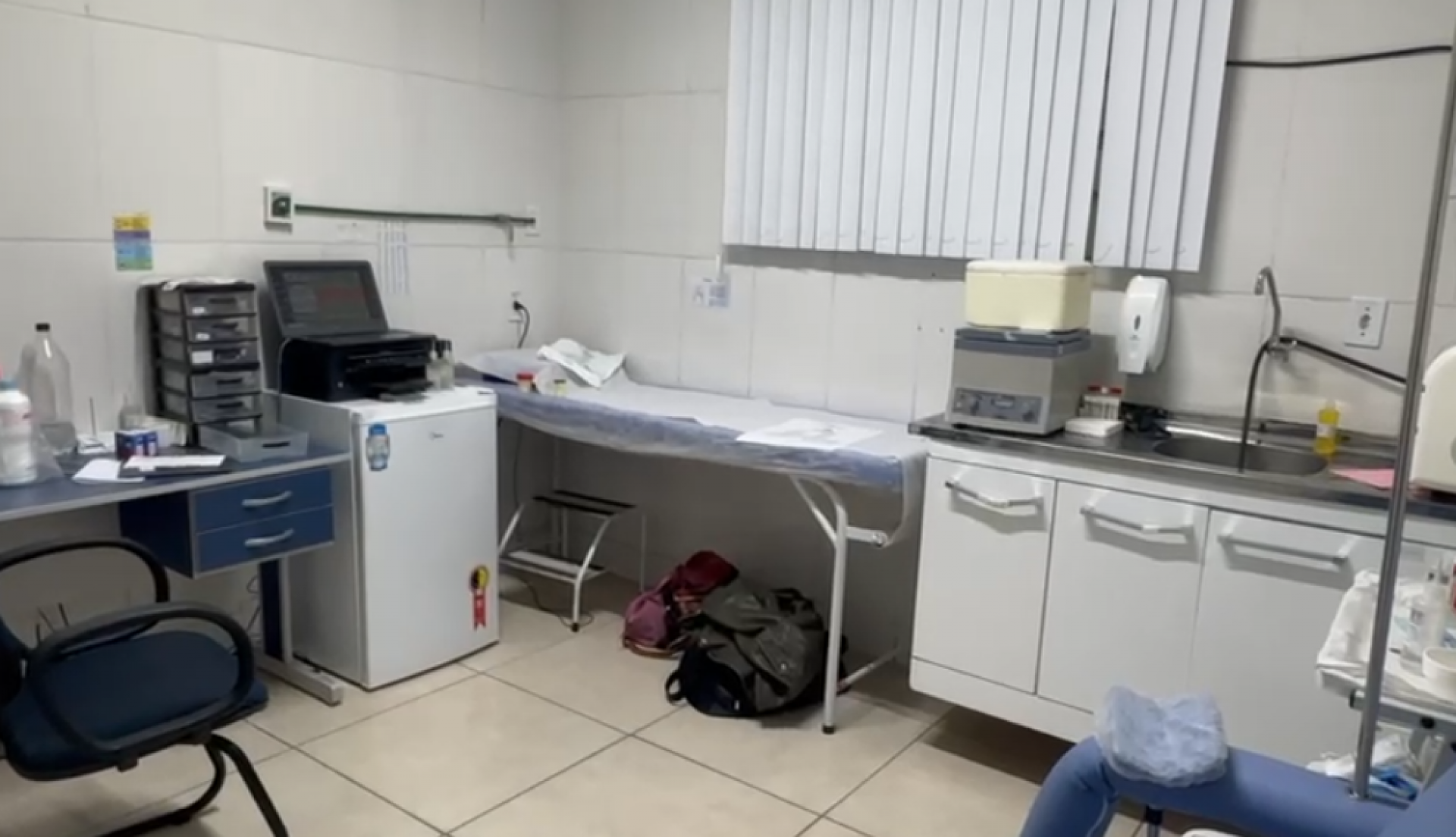 Medicamentos foram encontrados com prazo de validade vencido  - Divulgação / Polícia Civil 