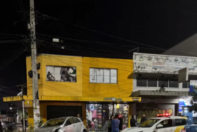 Carro é encontrado abandonado após acidente em Cabo Frio