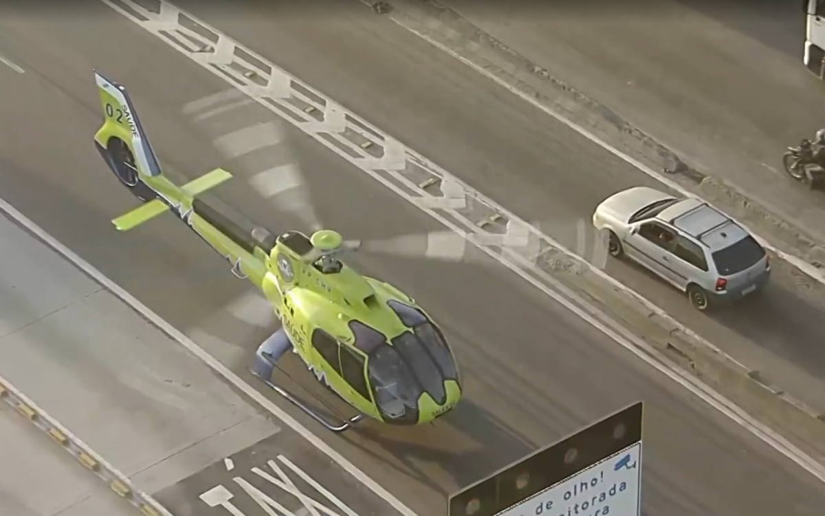 Helicóptero da SES faz pousou de emergência na Avenida Brasil