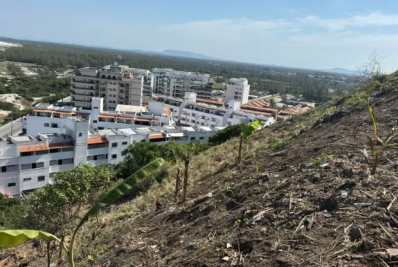 Operação do Inea impede ocupação irregular em área protegida de Arraial do Cabo