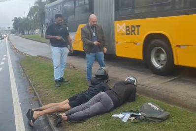 Polícia Civil prende dupla com 18 celulares na Barra da Tijuca