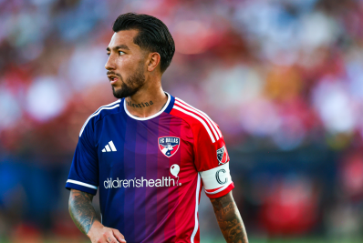 Fluminense oficializa a contratação de Luciano Acosta, que já está regularizado