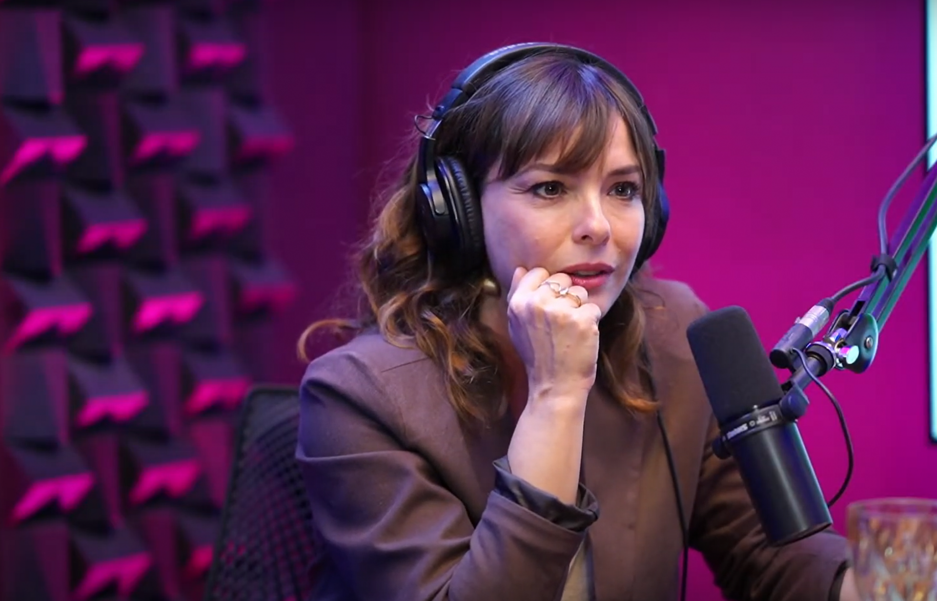 Regiane Alves revela tática inusitada em namoro - reprodução Youtube