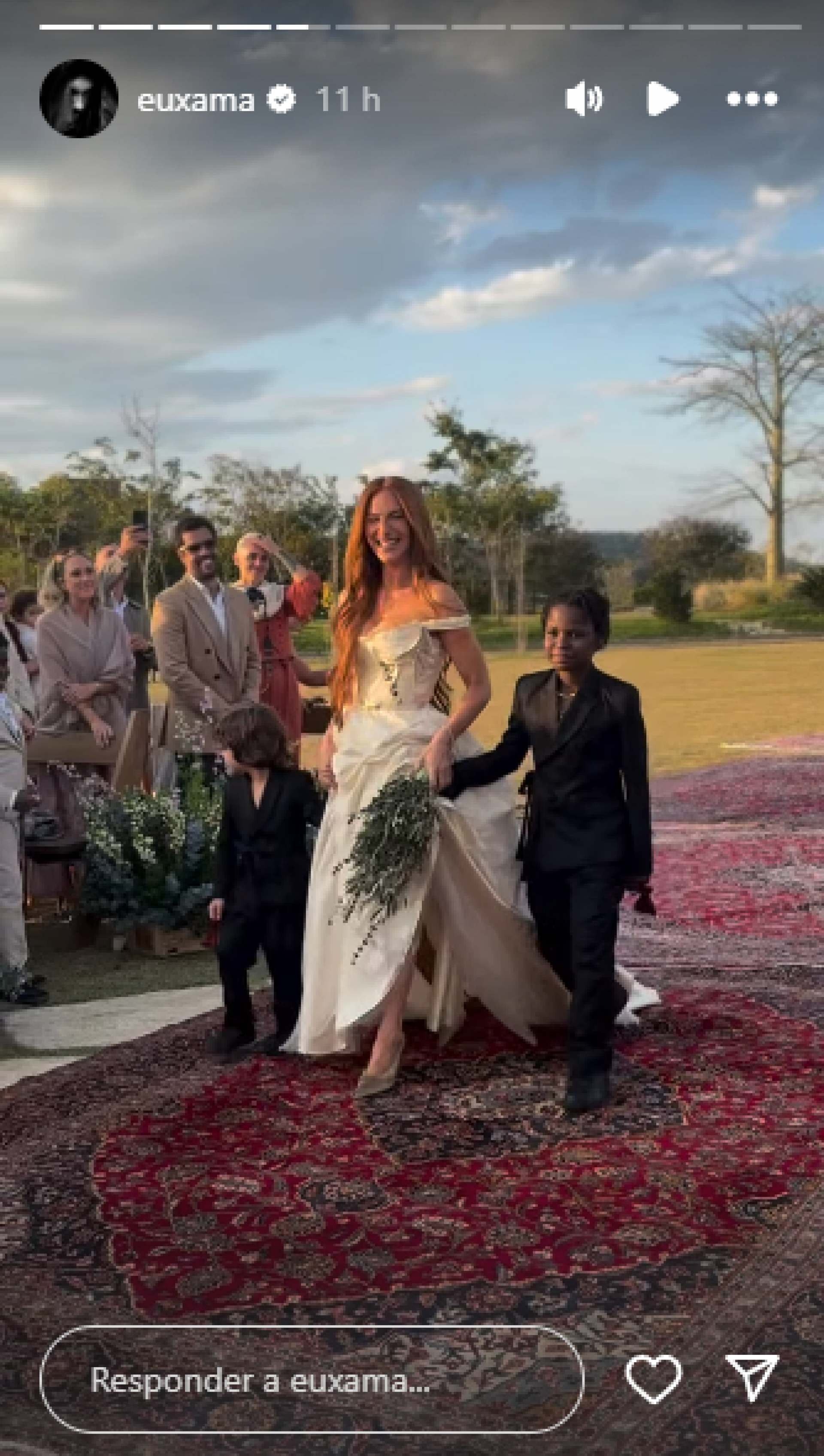 Giovanna Ewbank chega a renovação de votos com os filhos, Bless e Zyan - Reprodução / Instagram