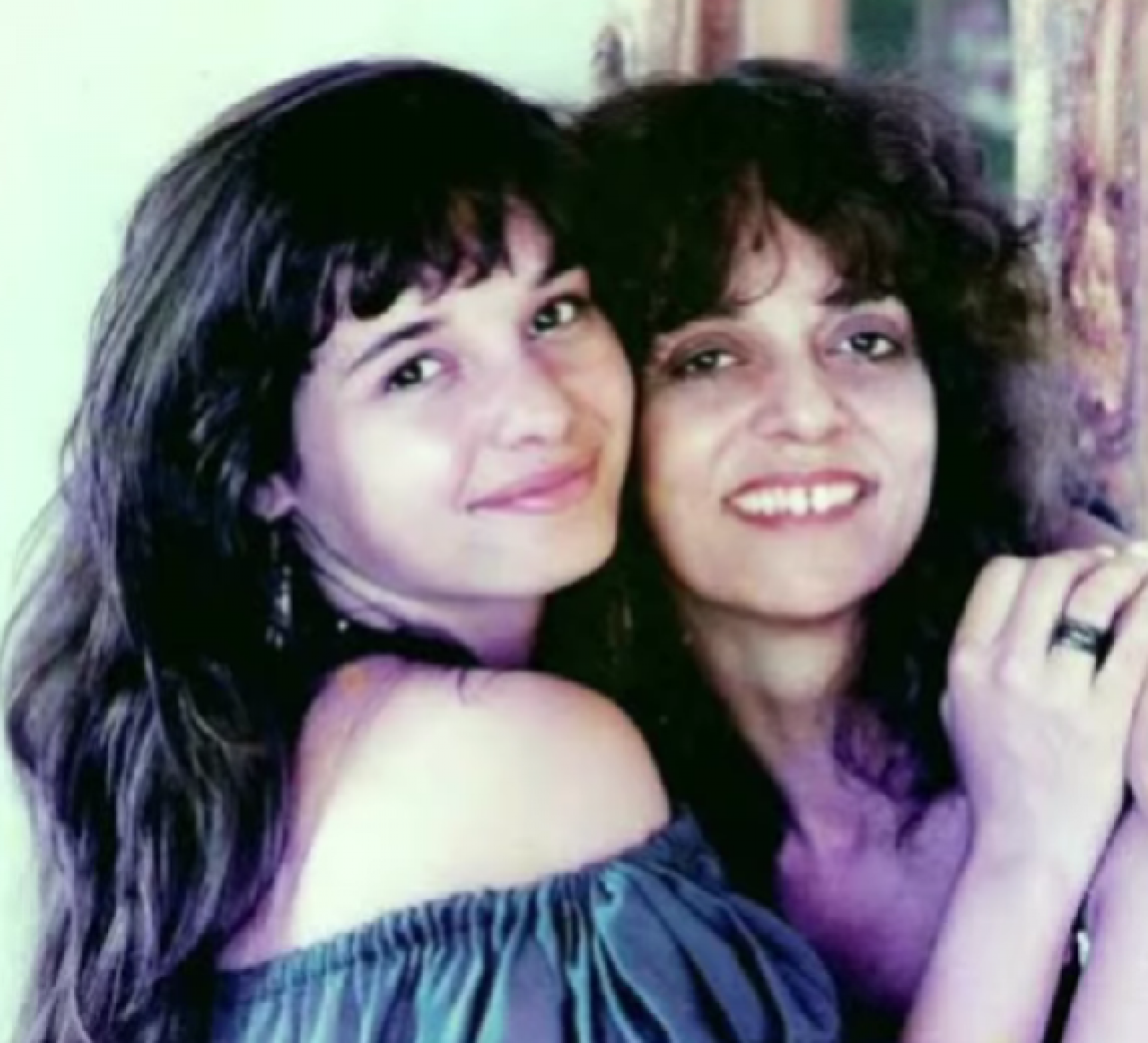 Glória Perez homenageia a filha, Daniella Perez, no dia que a atriz completaria 55 anos - Reprodução de vídeo / Instagram