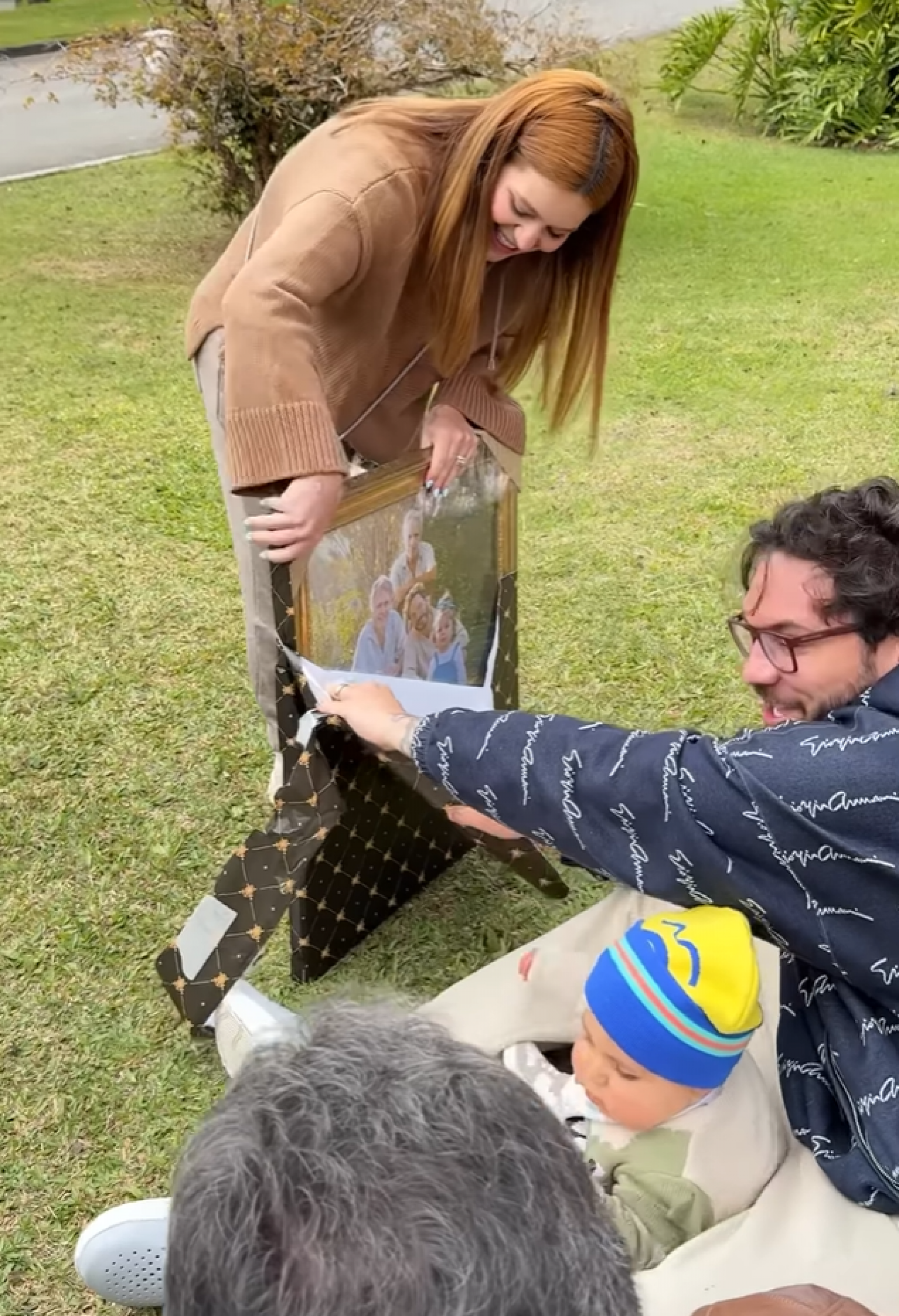 Viih Tube surpreende Eliezer com presente que resgata memória do avô - reprodução Instagram