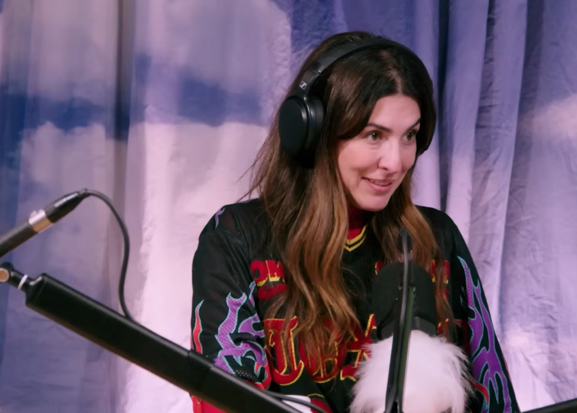 Fernanda Paes Leme comenta afastamento de amigos e vê lado positivo no fim de ciclos - reprodução Youtube