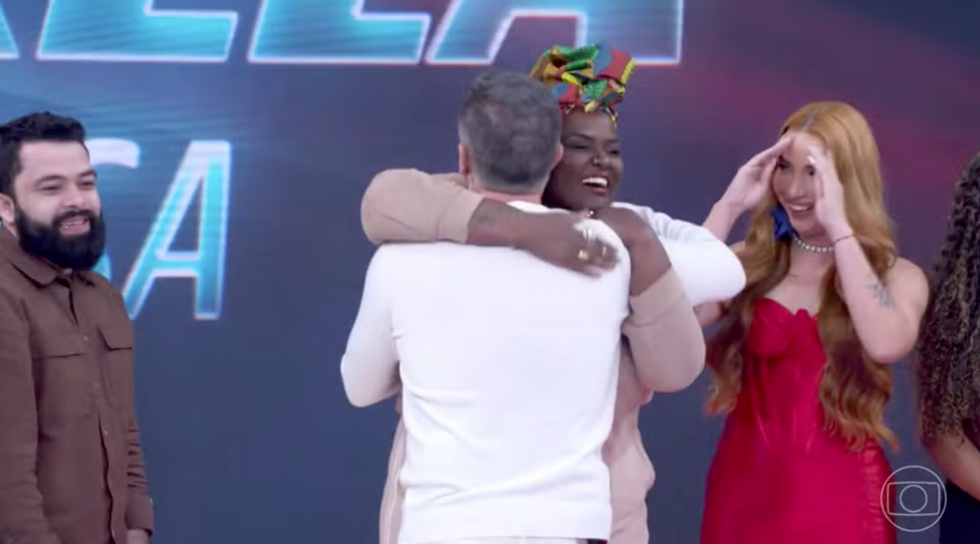 Luciano Huck reencontra Thainá Gonçalves no 'Estrela da Casa' - TV Globo