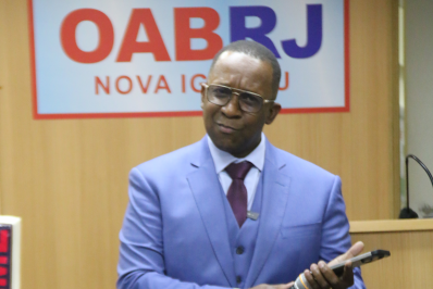 Livro apresenta teoria e medidas para diminuir indíces de feminicídio