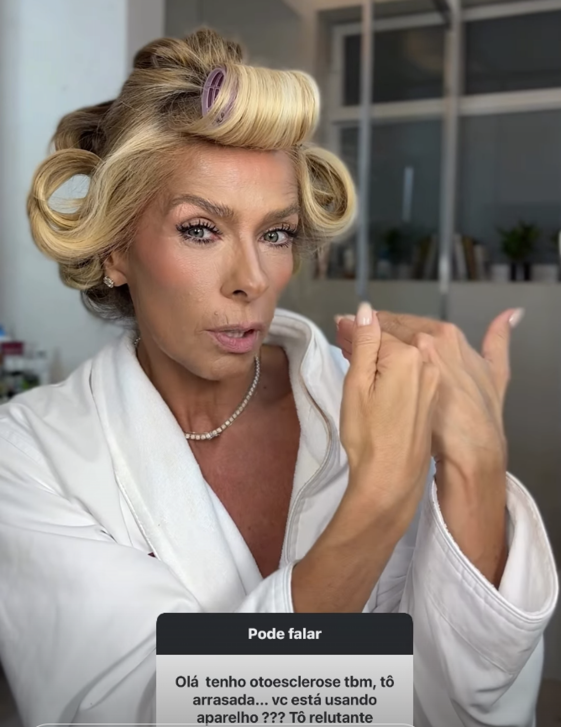 Adriane Galisteu fala sobre convivência com otosclerose - reprodução Instagram