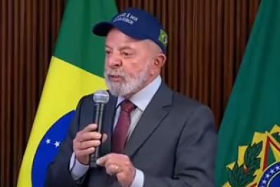 Lula critica suspensão do visto de Lewandowski: 'Atitude inaceitável'