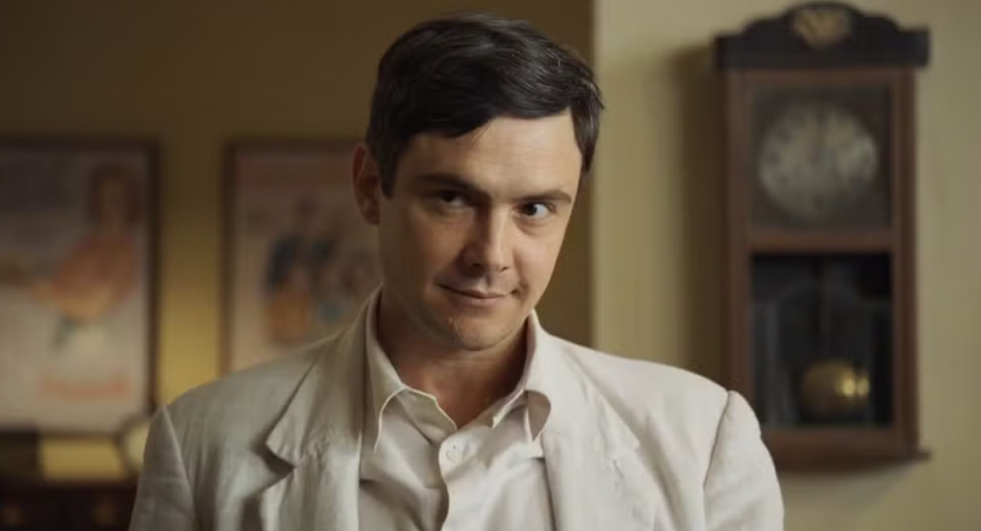 Candinho expulsa Cunegundes após descobrir armação contra Dita - TV Globo