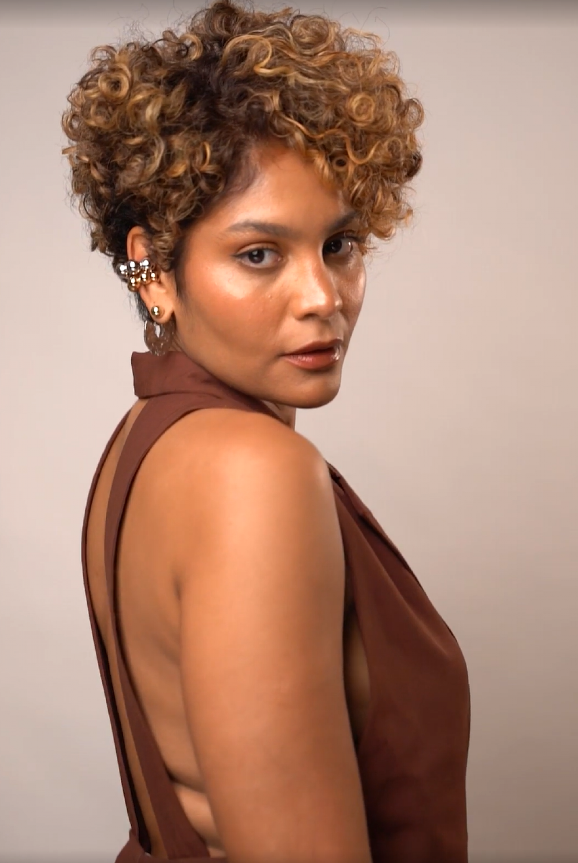 Barbara Reis muda visual com corte radical para nova novela das 9 - reprodução Instagram