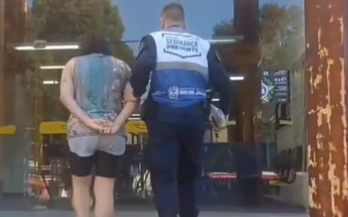 Regina Célia Dias foi capturada em seu ambiente de trabalho