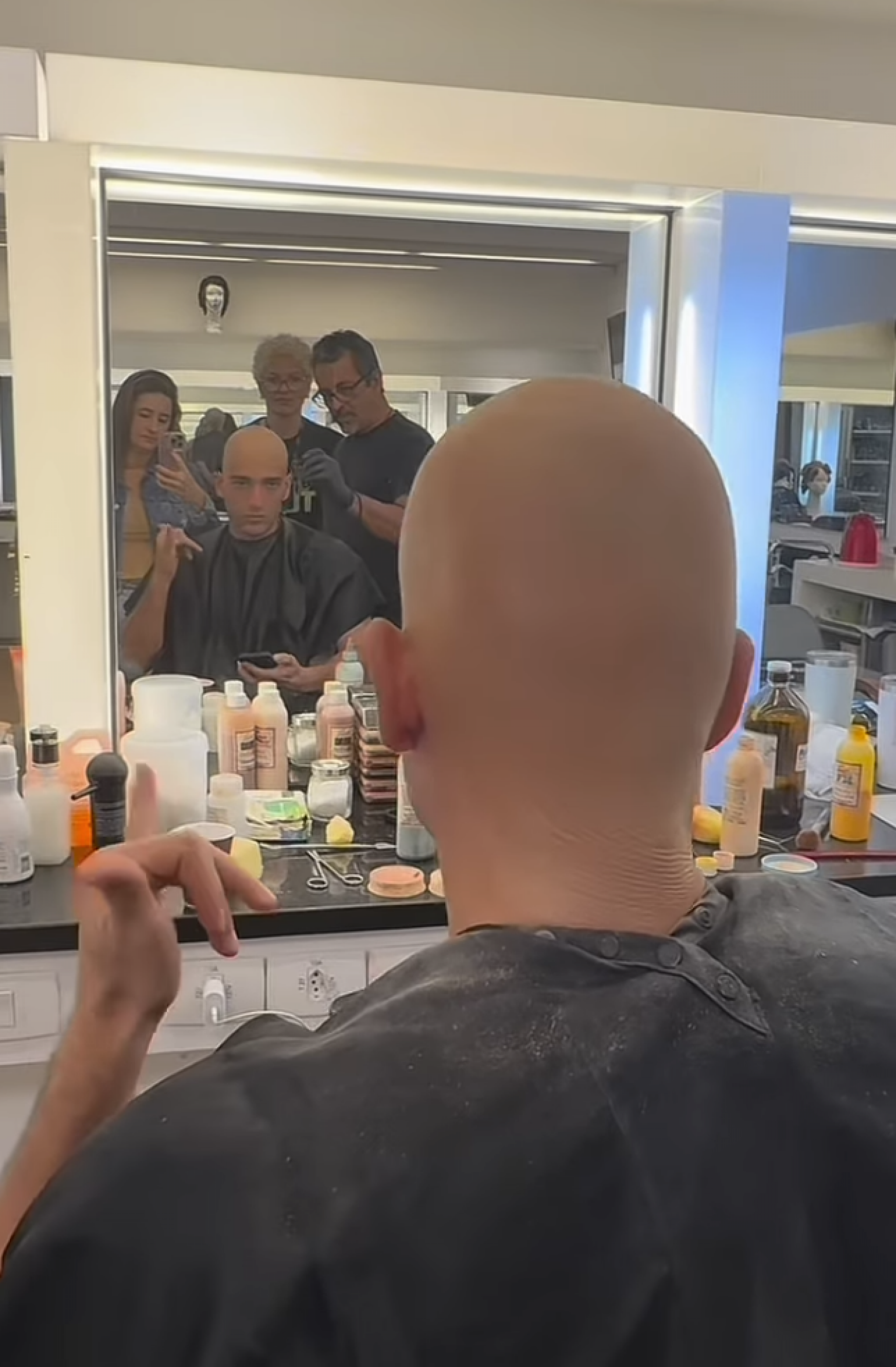 Carrão passou por processo de caracterização para cenas após quimioterapia do personagem - reprodução Instagram