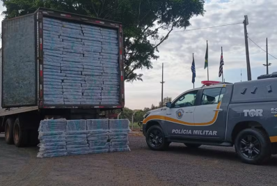 Polícia apreende quase duas toneladas de maconha escondidas em carga de cosméticos em SP