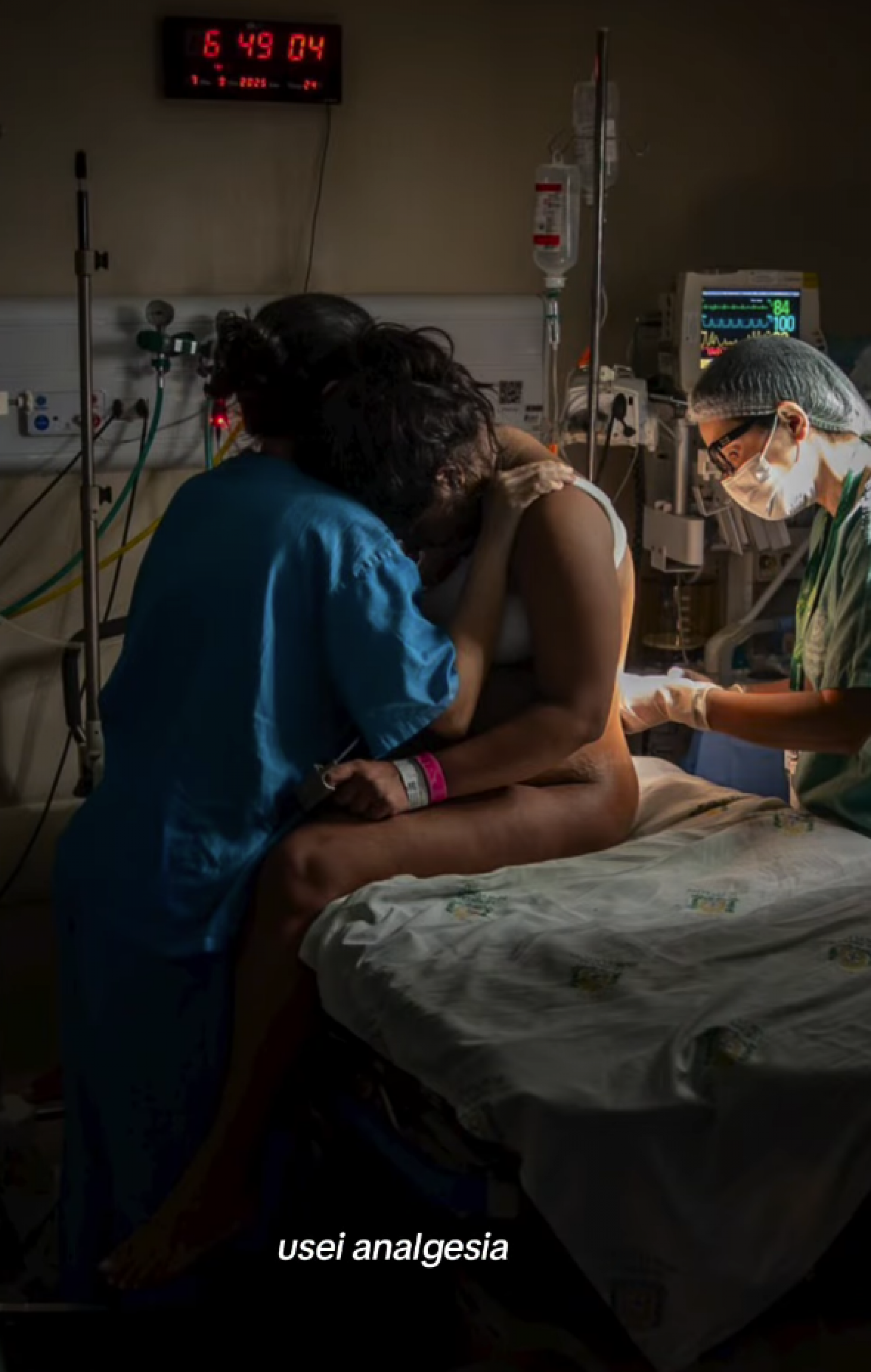 Ary Mirelle relata horas de trabalho de parto - Deborah Ghelman