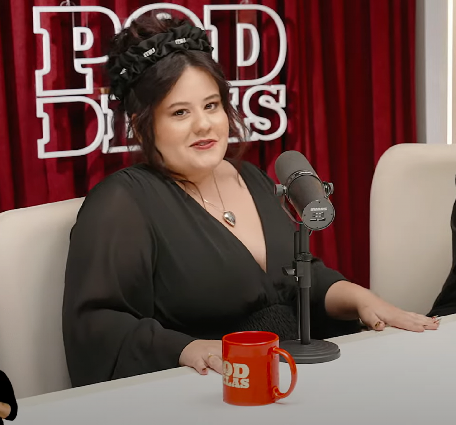 Karol Lannes - reprodução Youtube