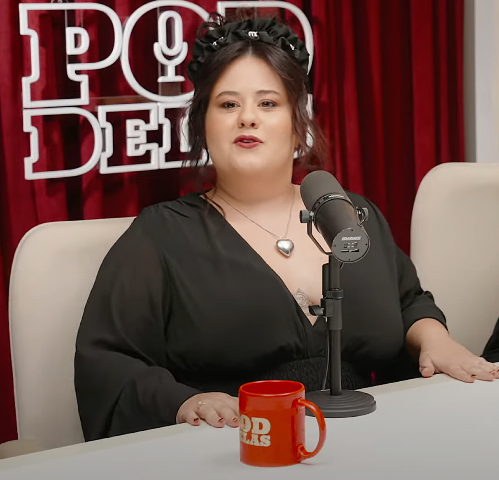 Karol Lannes - reprodução Youtube