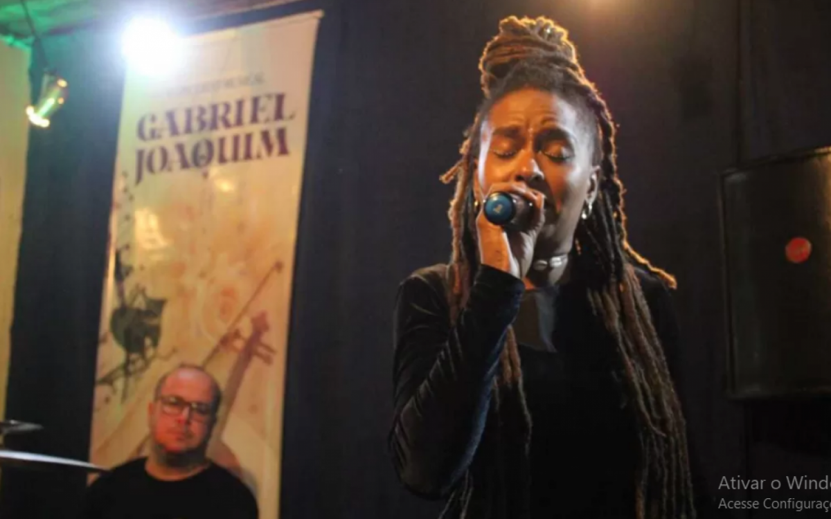 Cantora Scarlet Horranna