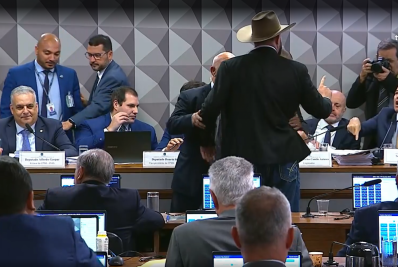 Vídeo! Relator chama 'Careca do INSS' de ladrão, advogado reage e confusão interrompe CPMI